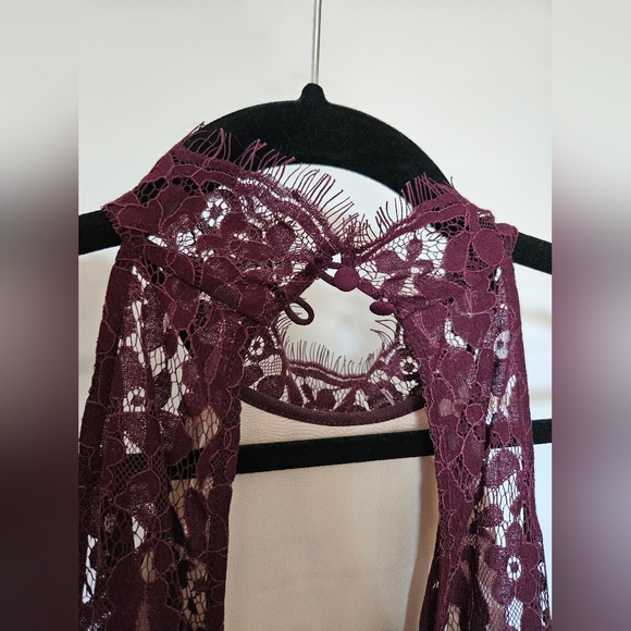 KEEPSAKE The Label 'One Night' Open Back Lace Dress - Picture 10 of 13